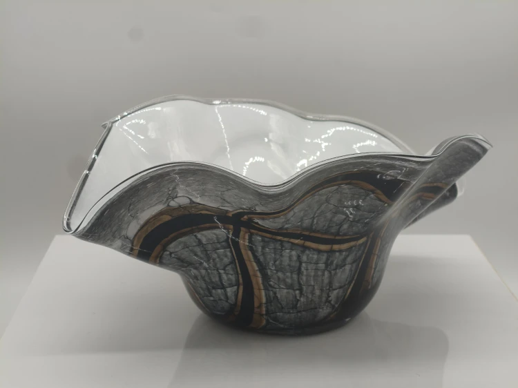 Nowoczesna misa szklana KM Marble w odcieniach szarości z efektem marmuru