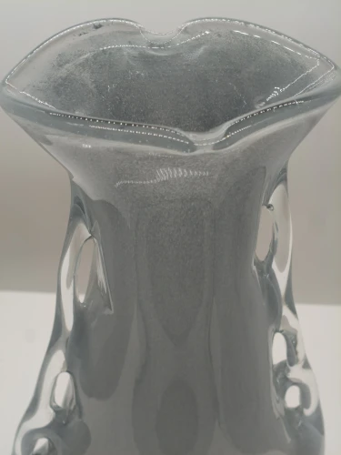 Szklany wazon artystyczny Płetwa Rekina K-NEBULA – polskie szkło handmade – 31 cm